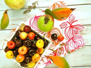 on-table-summer-fruits