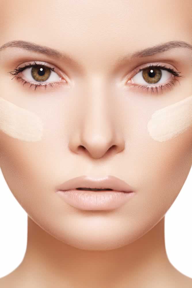Zaczerwieniona skóra twarzy to problem dermatologiczny. Zobacz, jak skutecznie zredukować zaczerwienienia na twarzy!
